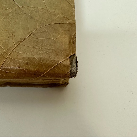 Hawaiian Souvenir Photo Album - Picture 5 of 9